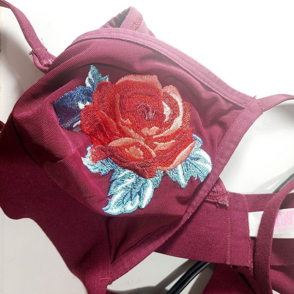 Victoria's Secret PINK lace triangle bralette with roses sz Small - Picture 5 of 7